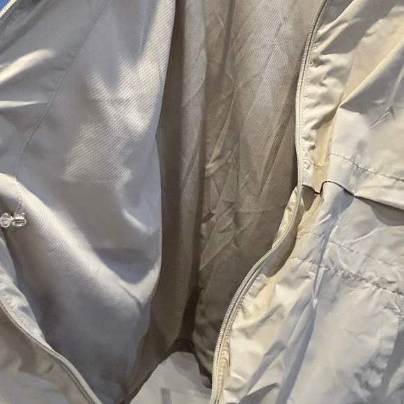 New Balance Women's Cream Windbreaker Jacket XL - Picture 6 of 12